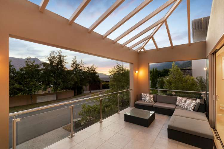 10b Vancouver Drive Queenstown_14