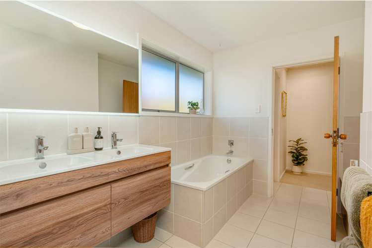 6 Rutherglen Avenue Ilam_21