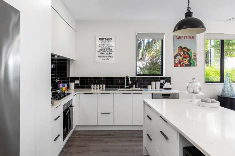 14 Peet Avenue Royal Oak_6