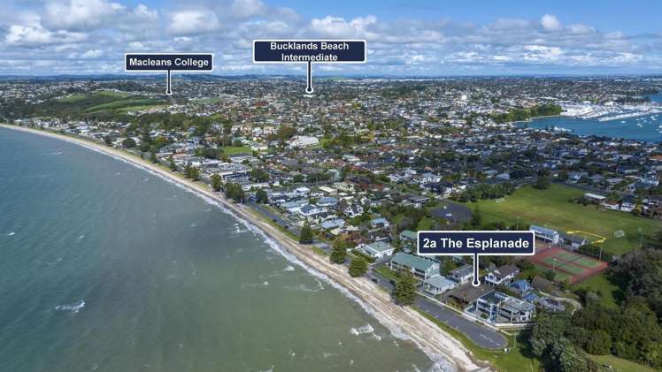 2a The Esplanade Castor Bay_16