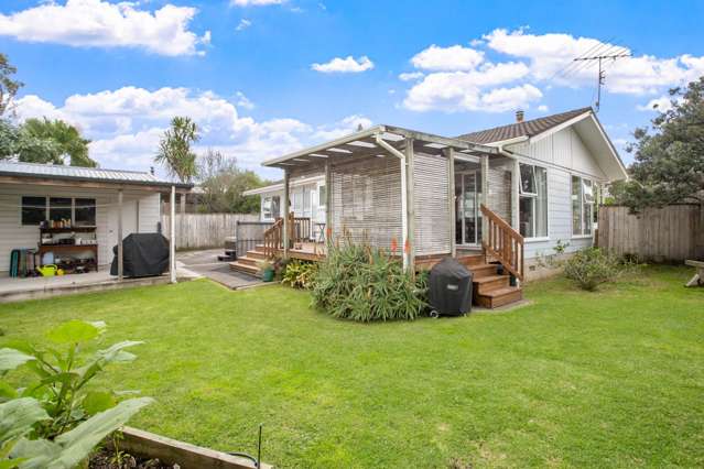 9 John F Kennedy Place Glen Eden_2