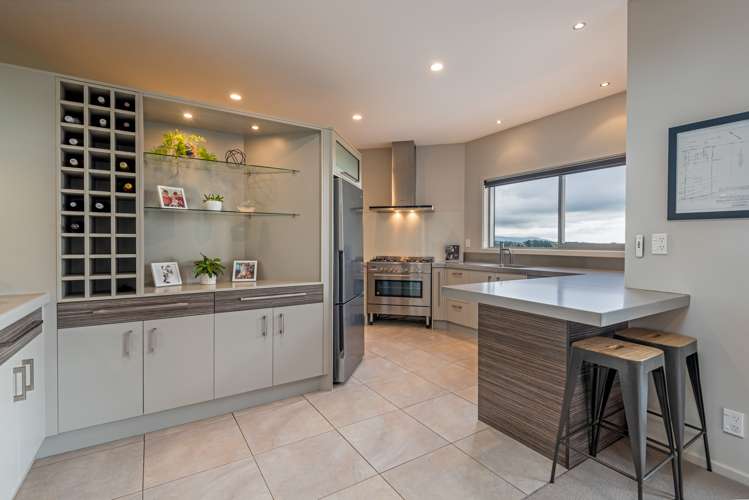 252 Polson Hill Drive Aokautere_7