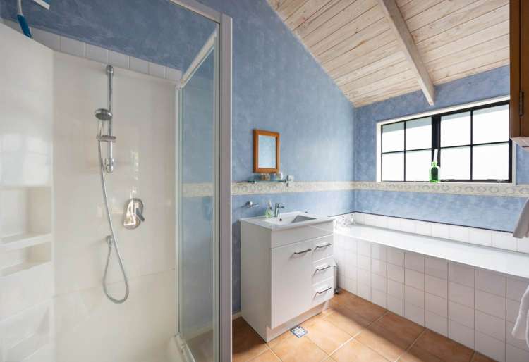 383 Sea View Road Onetangi_14