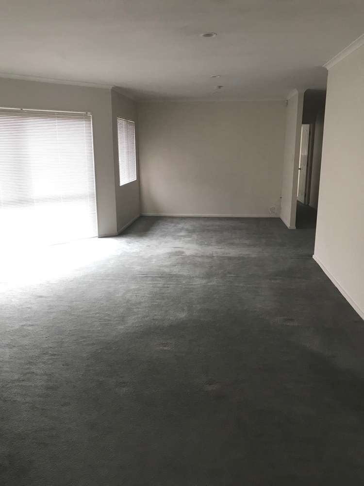 6 Fleetwood Drive Henderson_3