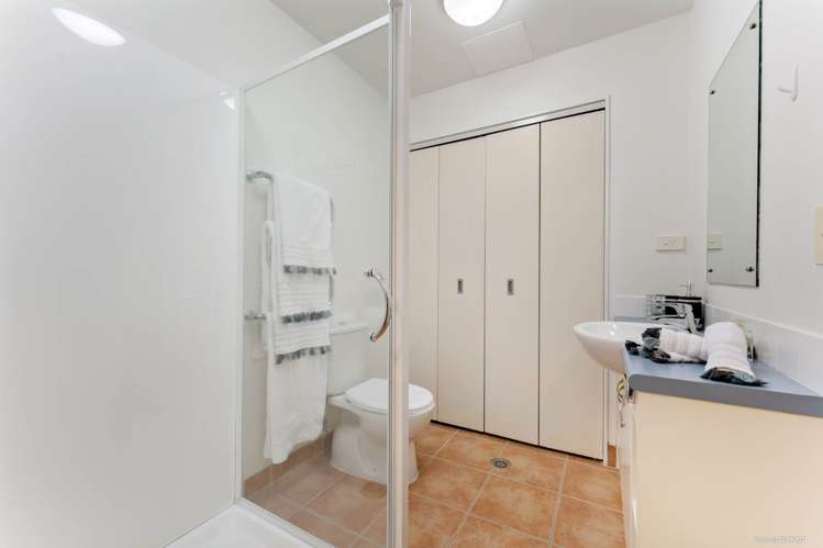 B11/30 Bute Road Browns Bay_15