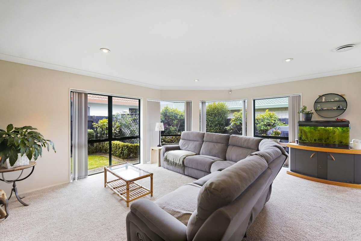 28b Laburnum Glen_1