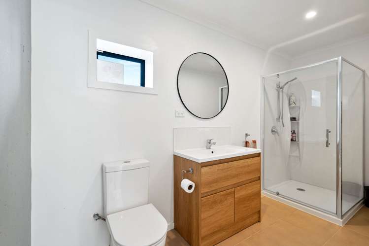 213 Hewlett Road Mata_30