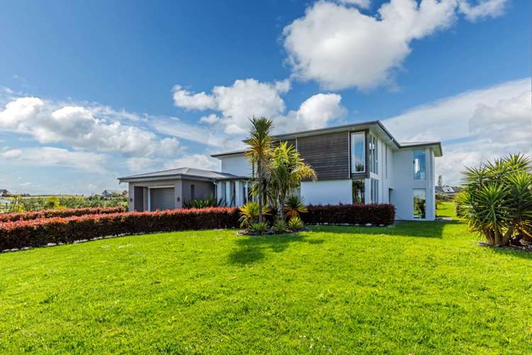 6 Throttle Close Dairy Flat_32