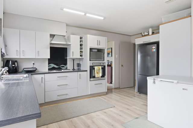 2/18 Sailmaker Close Whitby_3