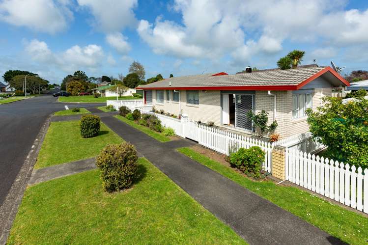 15 Domain Street Waiuku_1