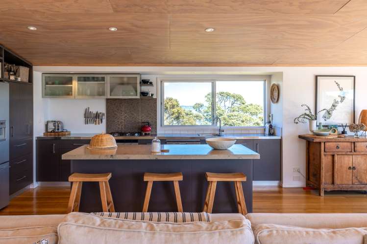 72 The Esplanade Oneroa_6