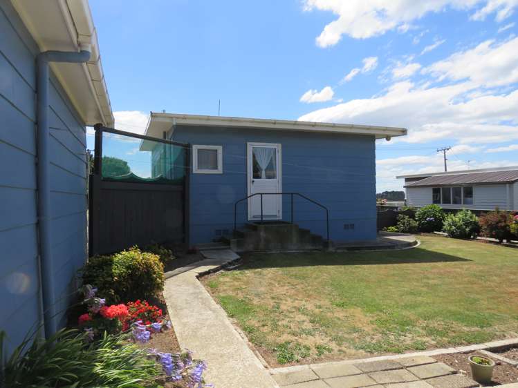 7 Alamein Street Riverton_9