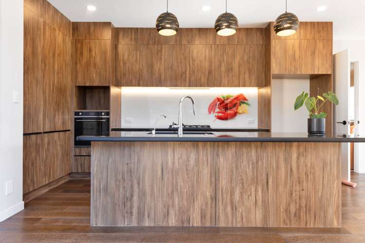 56 Taikura Avenue Red Beach_9