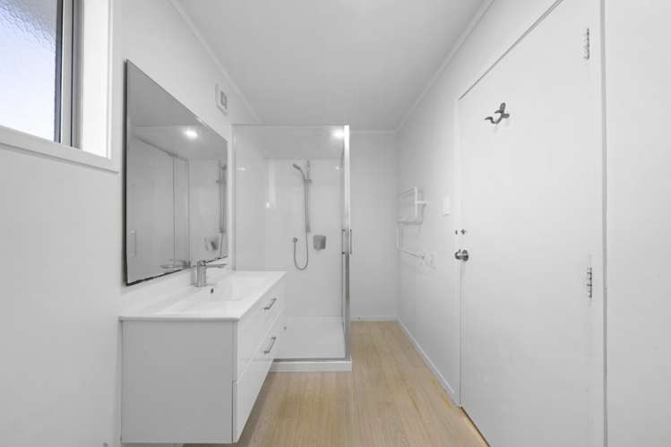 32 Strid Road Te Atatu South_10