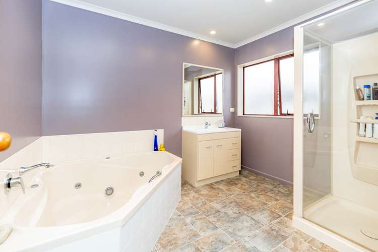 6 Wychbury Court Rototuna North_16