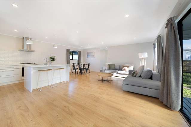 Invest or Nest in Te Atatu South