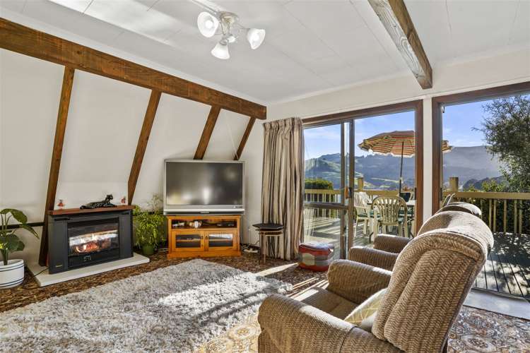 23 Bayview Crescent Duvauchelle_8