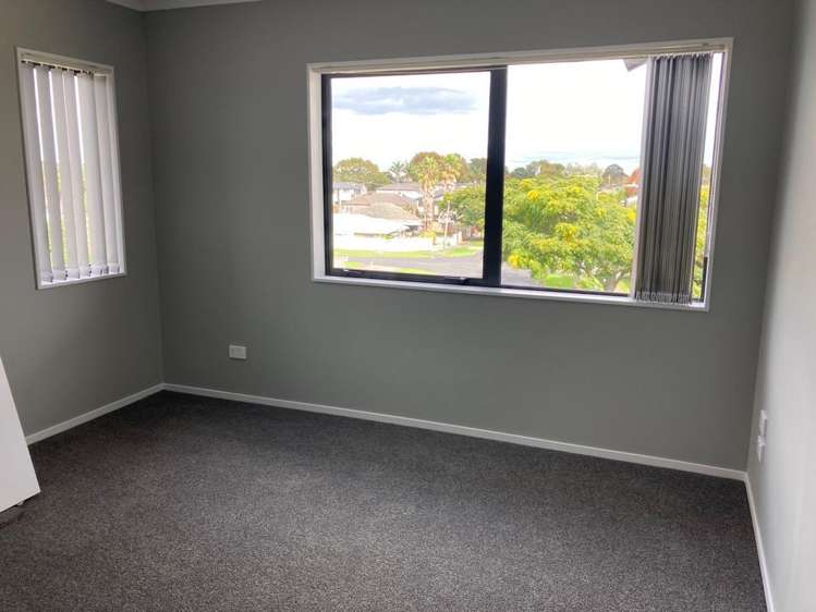 12/30 Calvert Ave Mangere East_9
