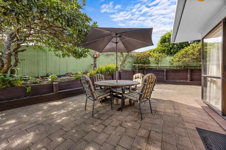 2/7 Waller Avenue Bucklands Beach_27