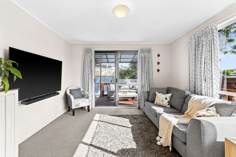 2 Otatara Road Taradale_5