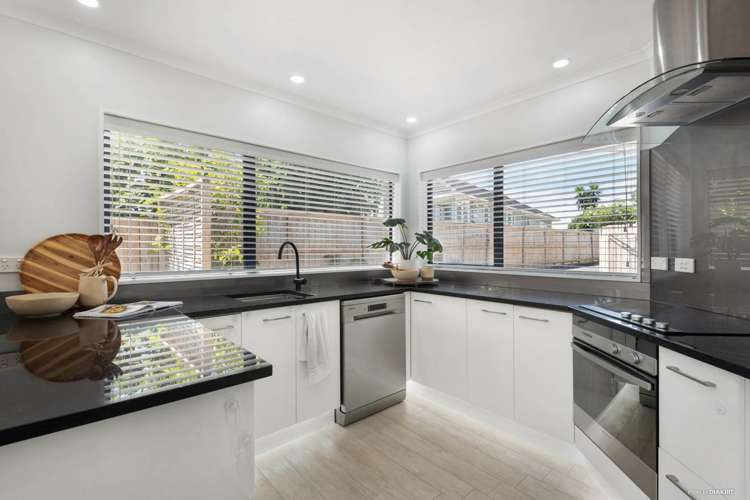 59a Cobham Crescent Kelston_7