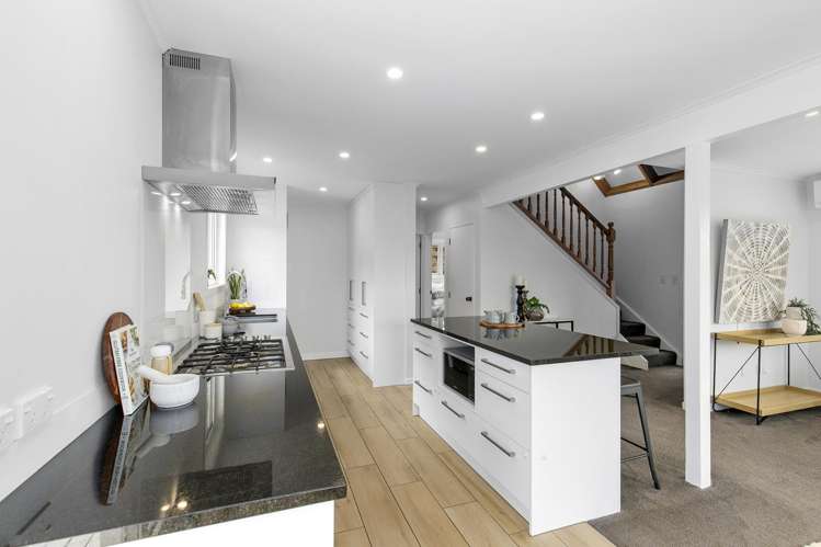 13 Invercargill Drive Kelson_2