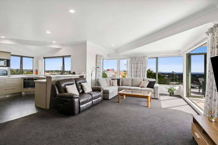 16a Burns Street Westown_1