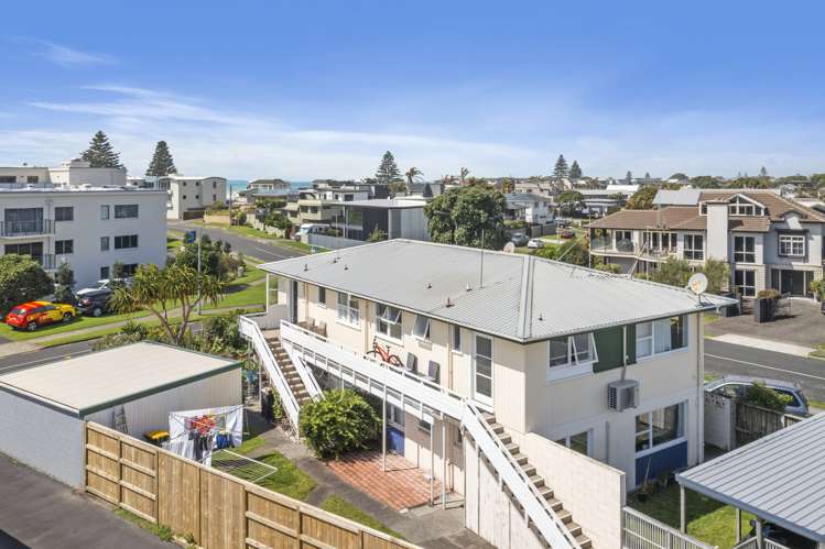 2/27 Clyde Street Mount Maunganui_8