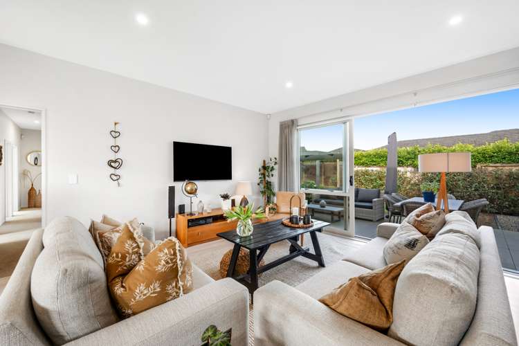 39 Kahawairahi Drive Beachlands_8