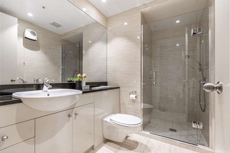 1B/2 Hiriri Avenue Remuera_19