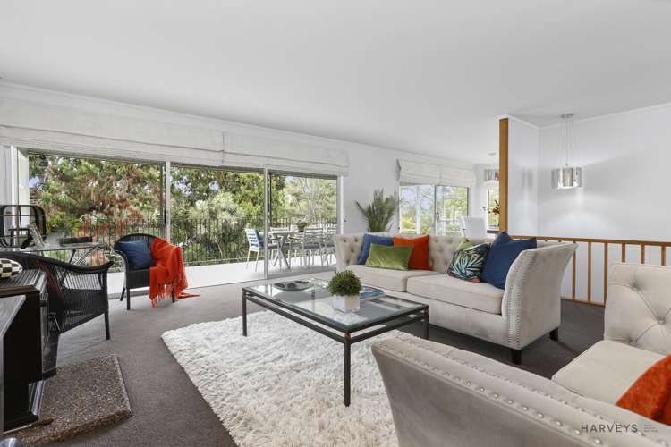 201 Godley Road Titirangi_11