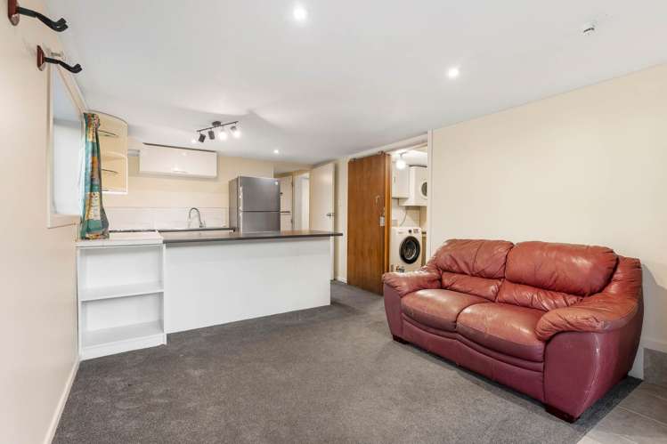 37 Caronia Crescent Lynfield_19