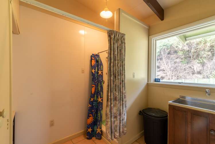 6516 Christchurch Akaroa Road Takamatua_12