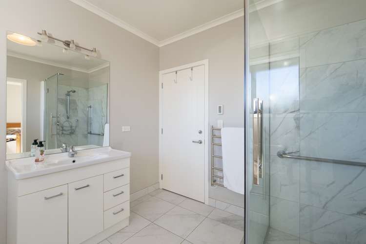 32a Middle Road Allenton_11