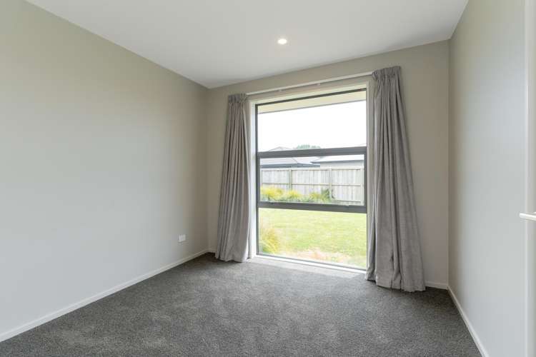 45 Bonecrusher Street Lincoln_18