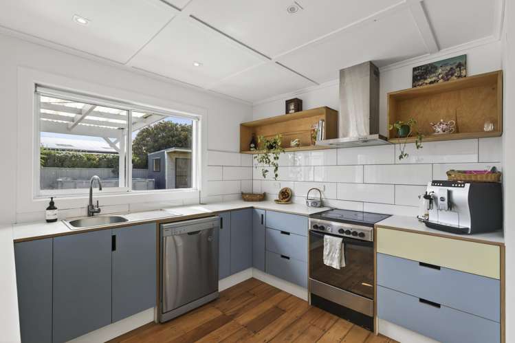 53 Cumming Street Okato_9