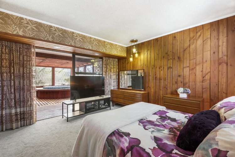 55 Blakeborough Drive Forrest Hill_13