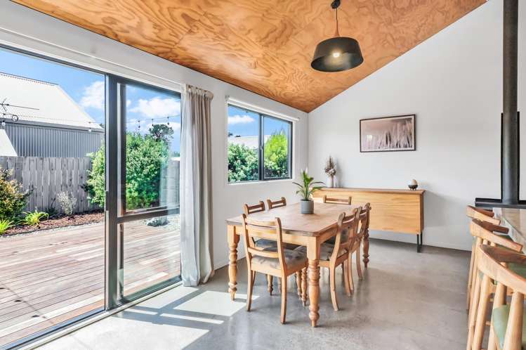 16 Glen Oak Drive Kirwee_9