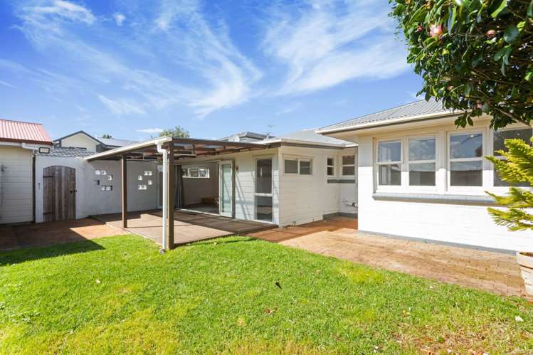 91 Taikata Road Te Atatu Peninsula_11