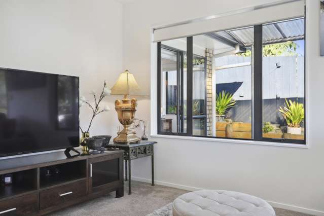 3 Claywest Place Glen Eden_3