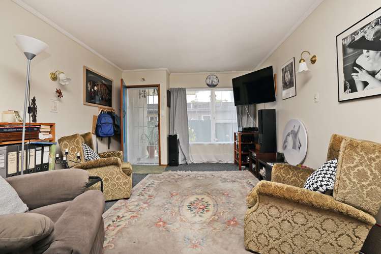 2/381 Kennedy Road Pirimai_1