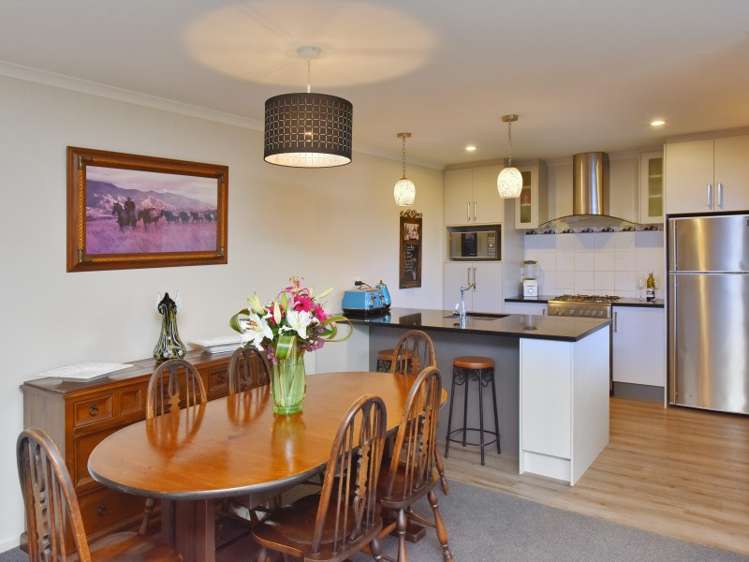 4 John Leith Place Leithfield_6