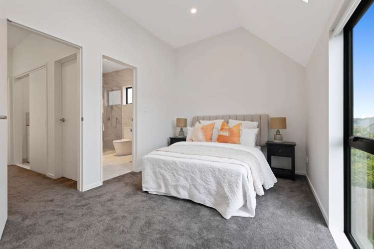 18F Pirangi Street Pt England_7