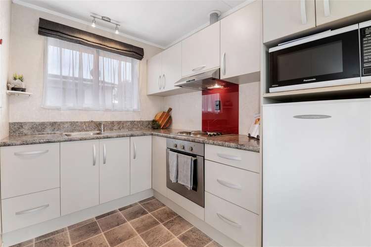 19a Thebes Street Westbrook_5