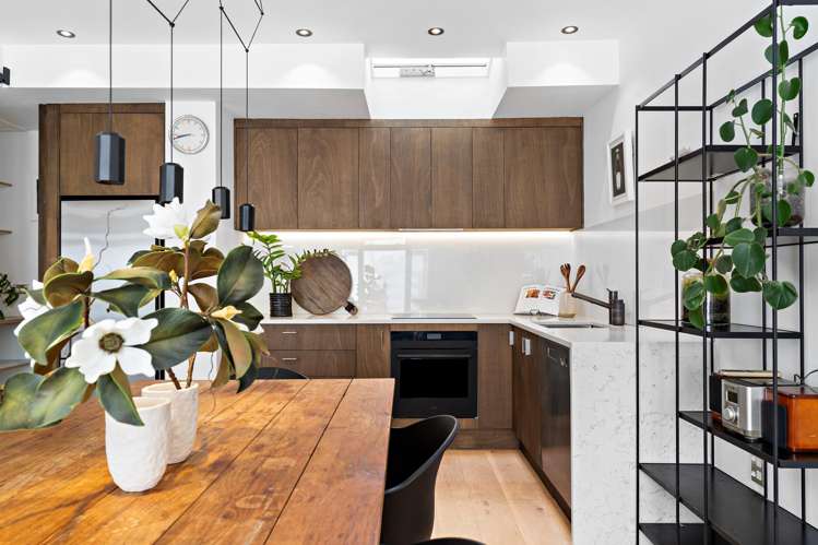 7/2 Upper Queen Street Newton_2