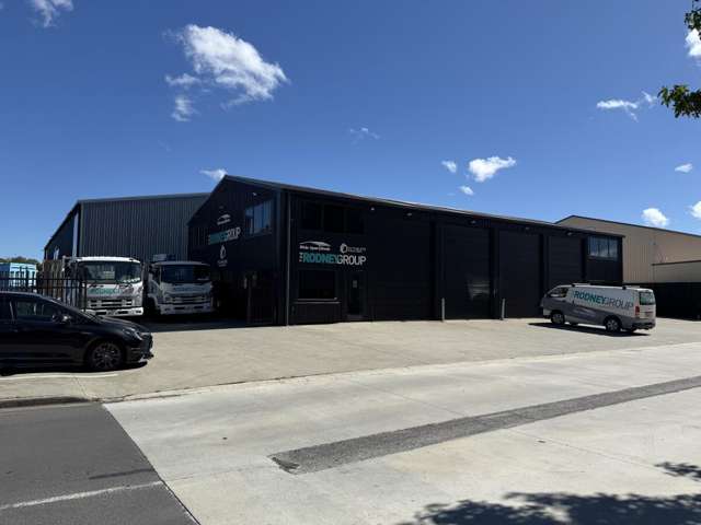 1 Shamrock Drive Kumeu_1