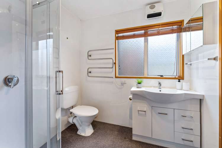 84 Bay View Road South Dunedin_14