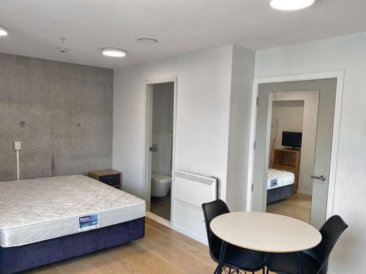 1204A/111 Dixon Street 2185_3