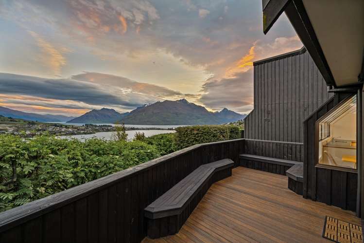 4 Goldleaf Hill Queenstown_4