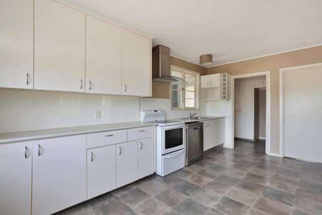 111 Creek Road Allenton_2